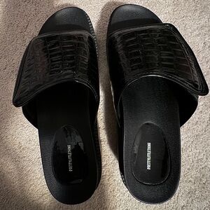 Pretty Little Thing Platform Black Sandals